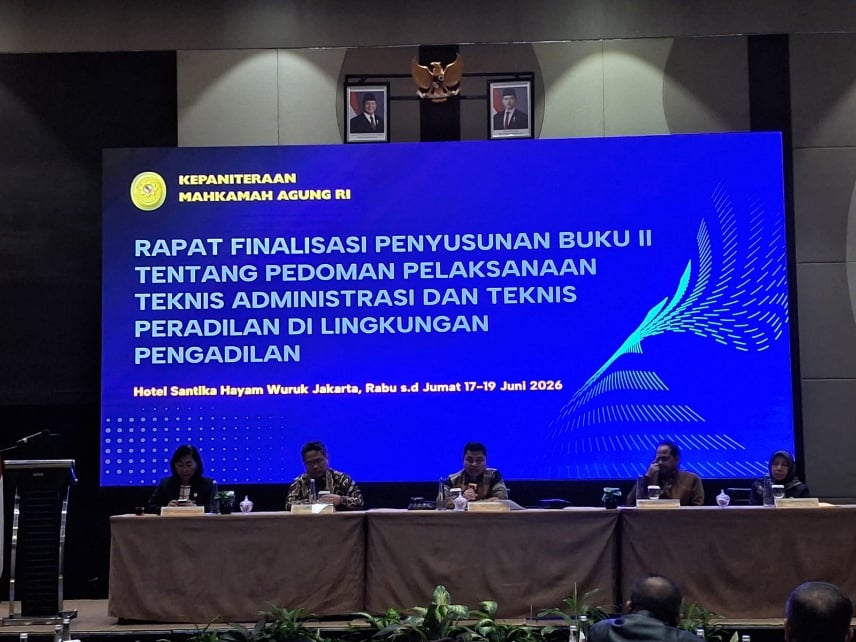 rapat finalisasi penyusunan buku ii 6X2QL