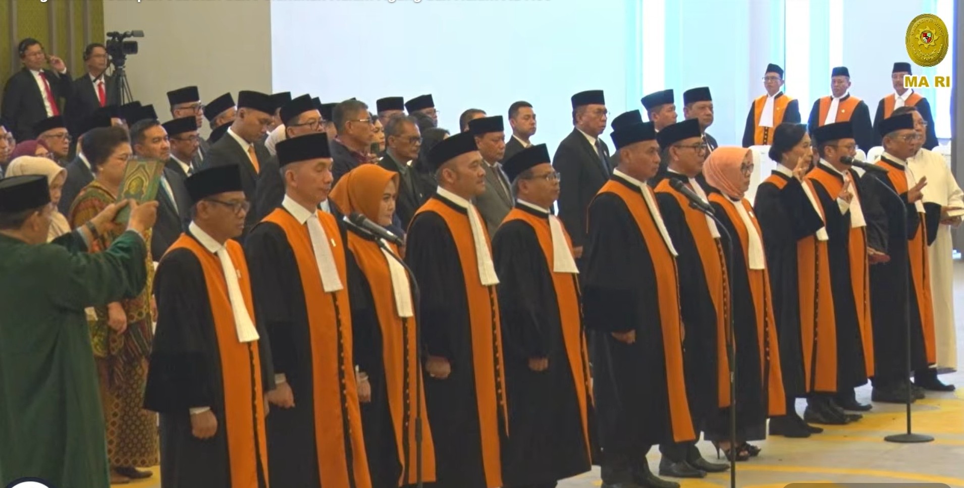sept pelantikan hakim agung ok